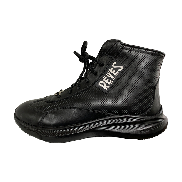 CLETO REYES MID BOXING SHOES