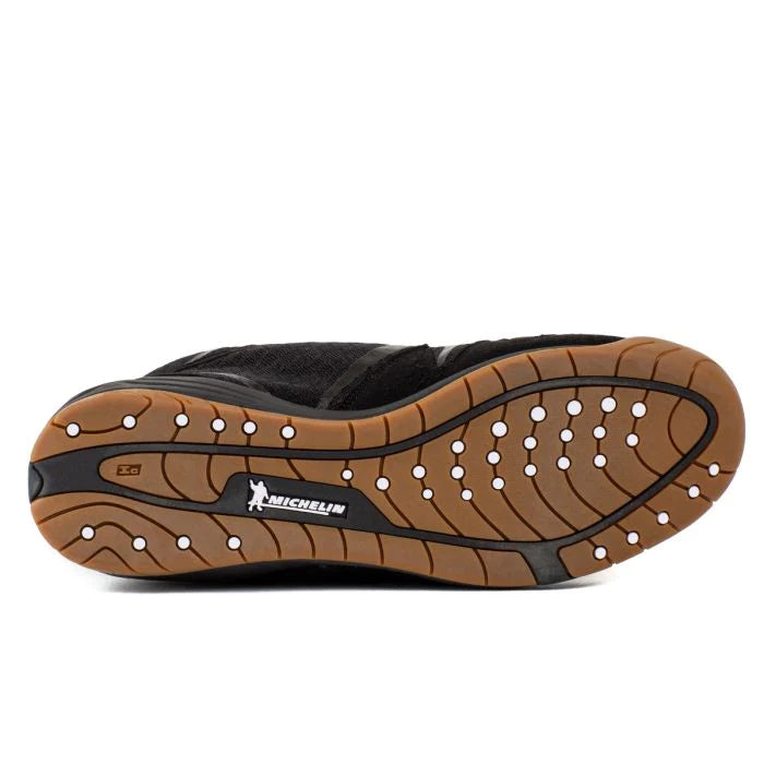 PIVT Low Top Shoe All Black
