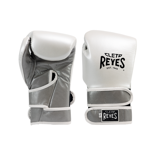 CLETO REYES WHITE PEARL/SILVER HERO DOUBLE LOOP BOXING GLOVES CLETO REYES WHITE PEARL/SILVER HERO DOUBLE LOOP BOXING GLOVES