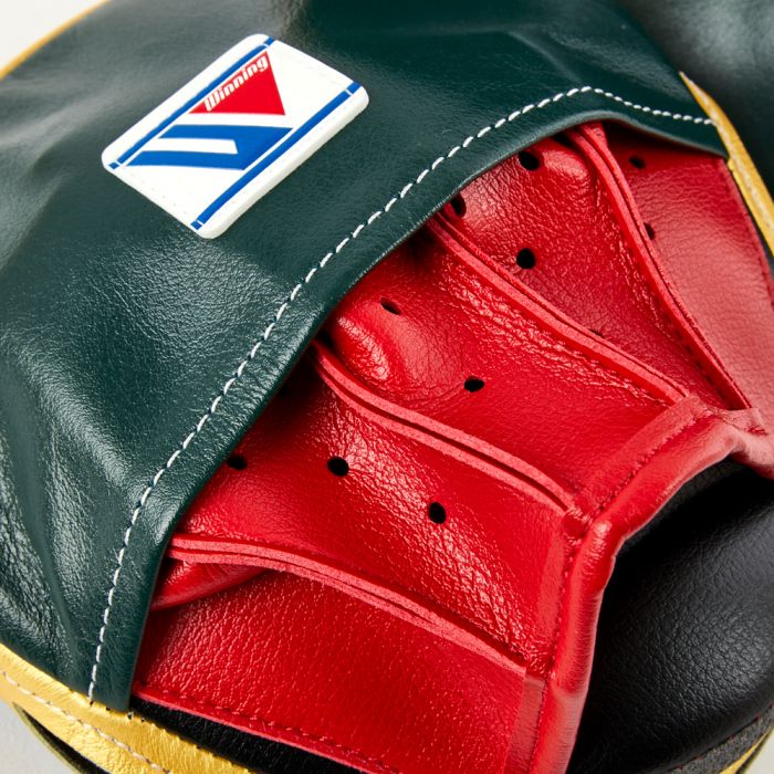 WINNING JAPAN BOXING OVAL CURVED PUNCH MITTS