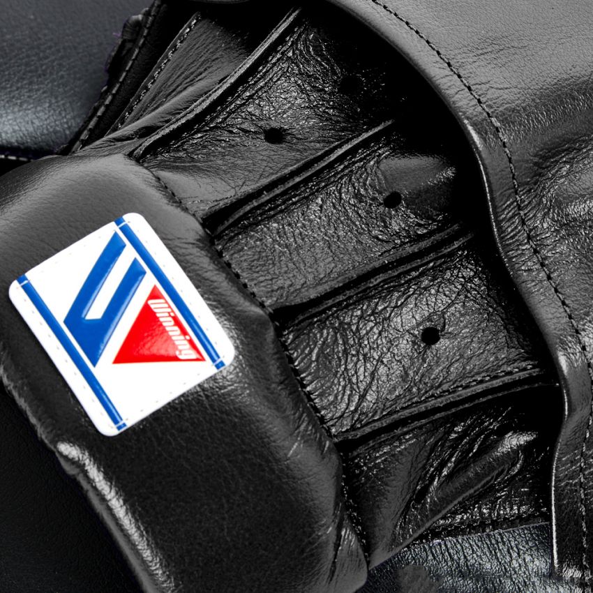 WINNING HIGH-GRADE TYPE PUNCH MITTS - BLACK – FIGHT 2 FINISH